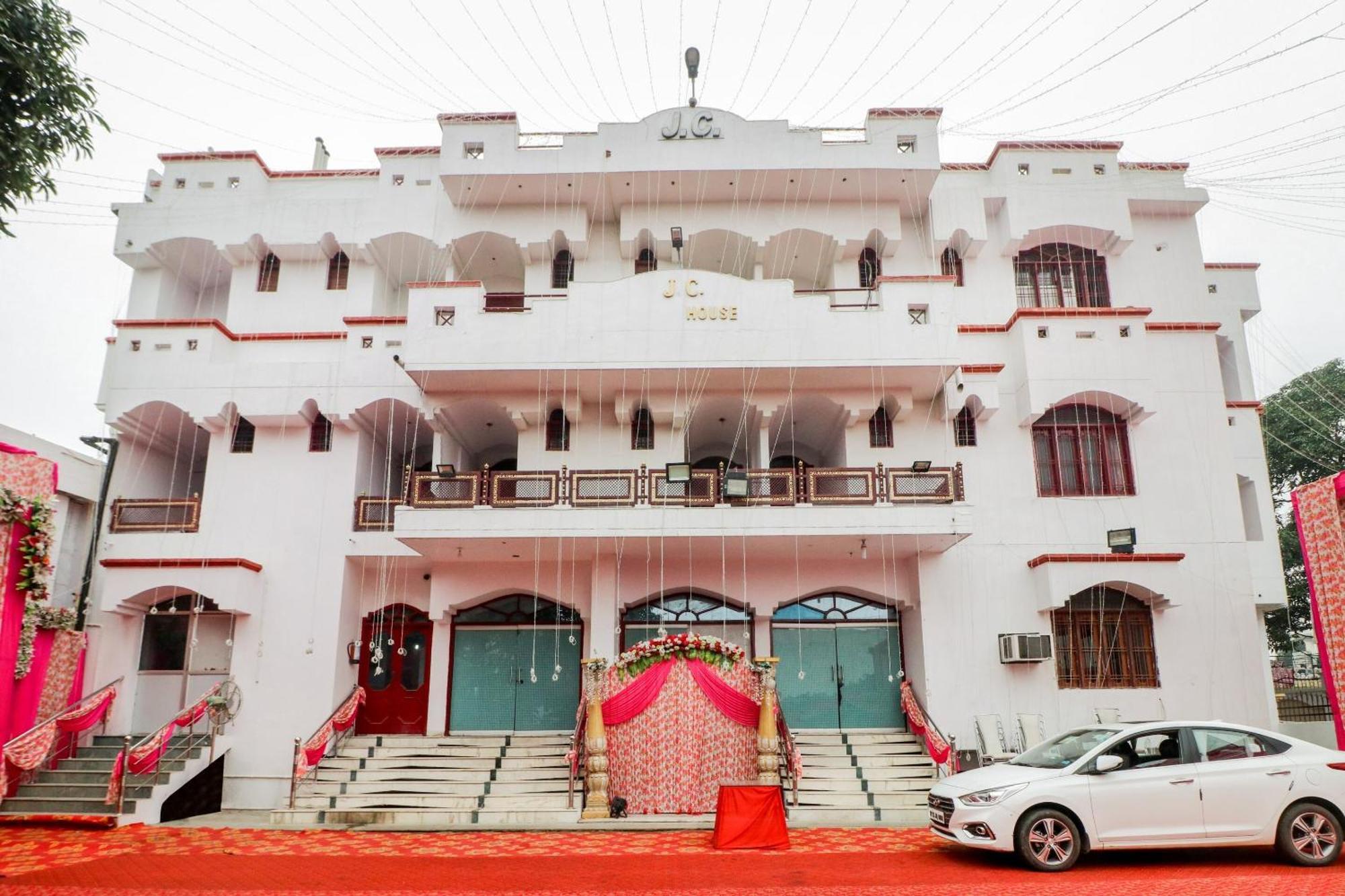 J C Guest House Hasanganj Exterior photo